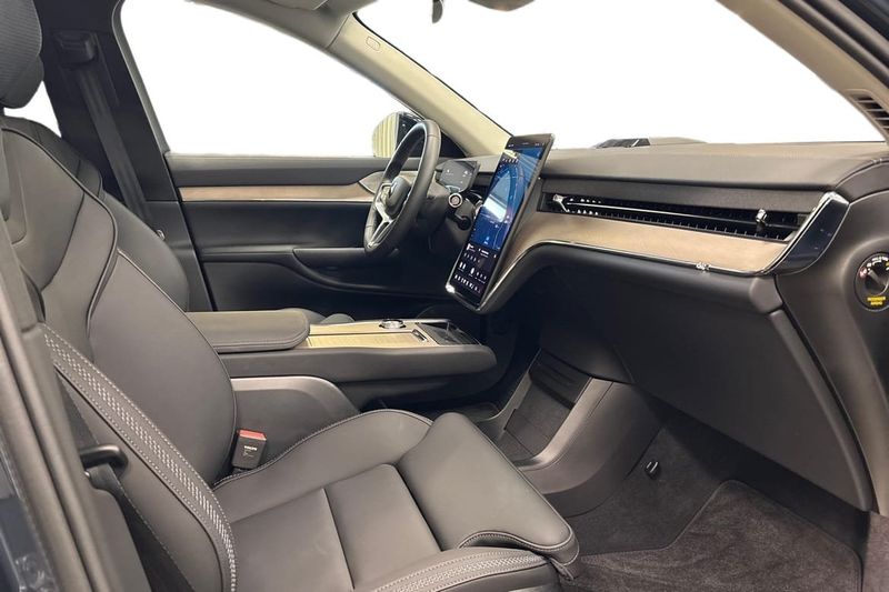 Volvo EX90 bild 10
