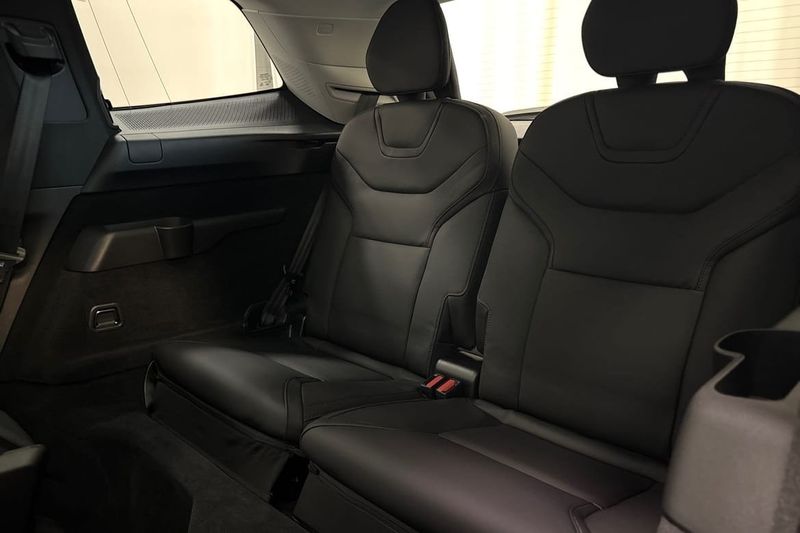 Volvo EX90 bild 28