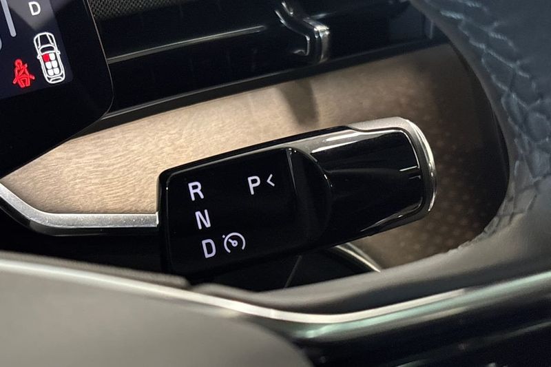 Volvo EX90 bild 16
