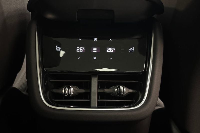Volvo EX90 bild 27