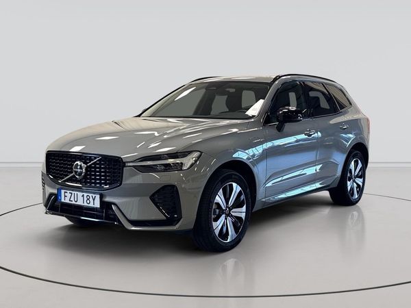 Volvo XC60 T6 Plus Dark Edition - 2025