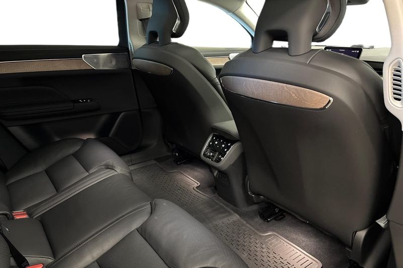 Volvo ES90 bild 11