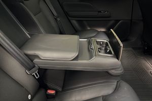 Volvo ES90 bild 18