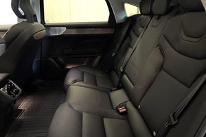 Volvo ES90 bild 12