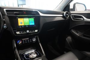 MG ZS EV bild 9