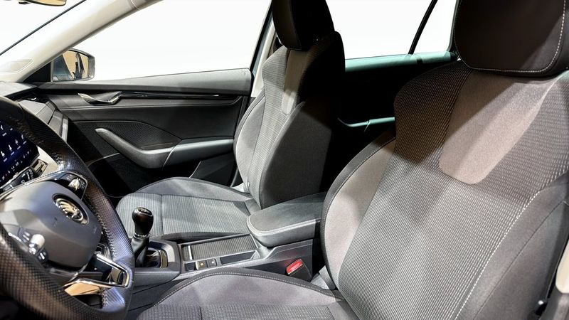 Skoda Octavia bild 8
