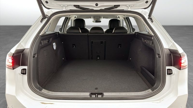 Volkswagen Passat bild 12