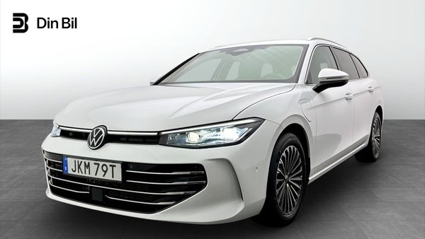 Volkswagen Passat eHybrid DSG Elegance P-värmare/Drag - 2025