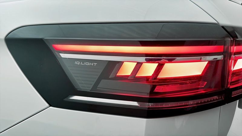 Volkswagen Passat bild 19
