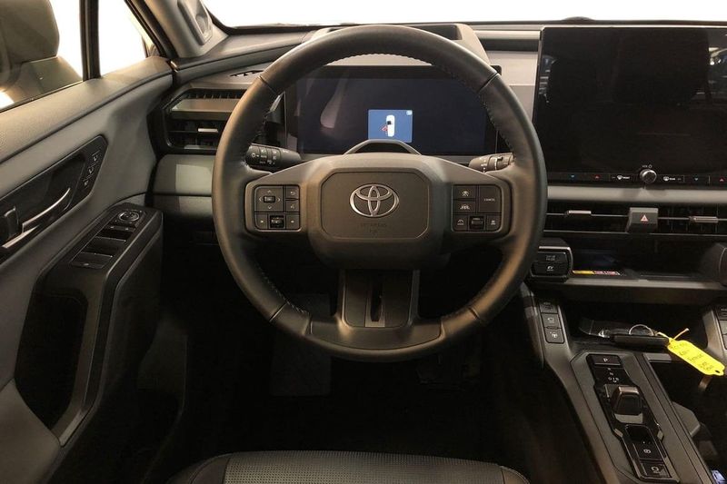 Toyota RAV4 bild 11