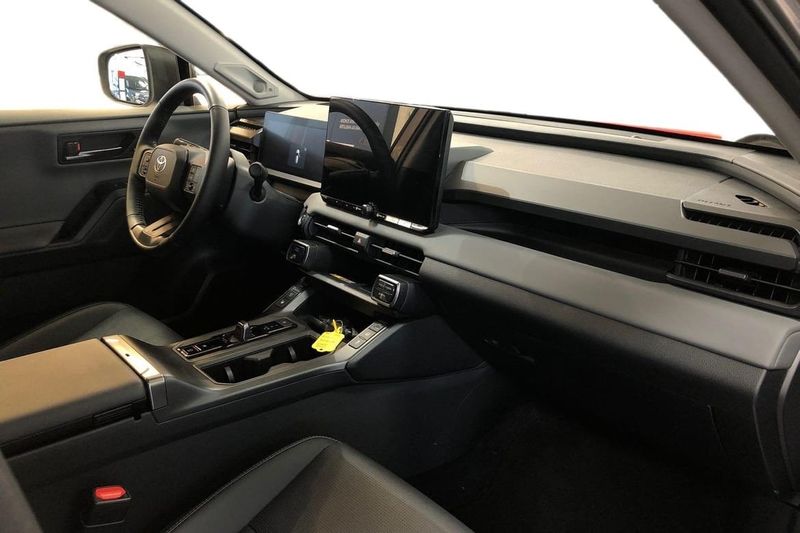 Toyota RAV4 bild 7