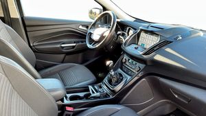 Ford Kuga bild 3