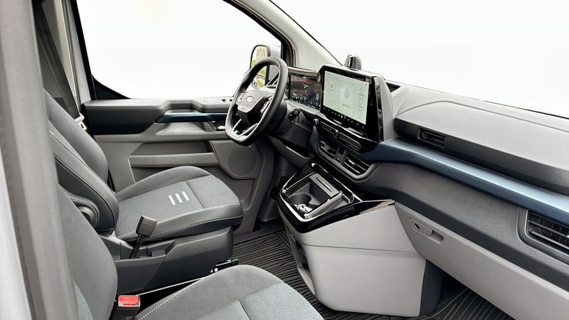 Ford Tourneo Custom bild 3