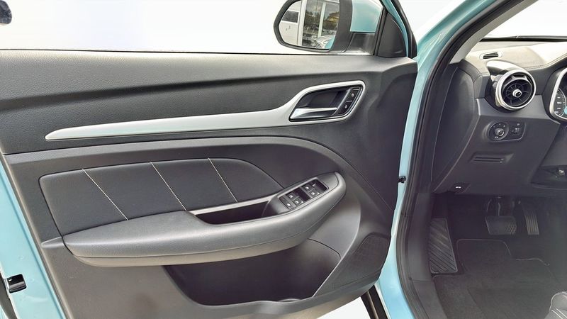 MG ZS EV bild 10