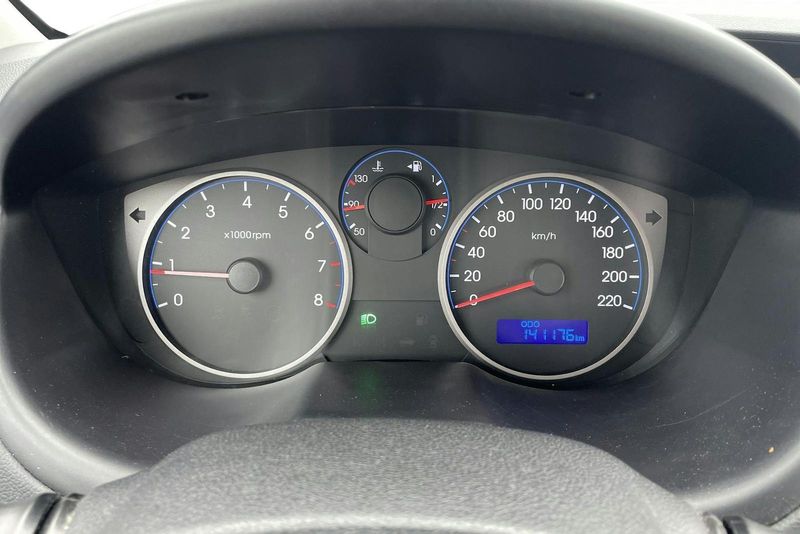 Hyundai i20 bild 10