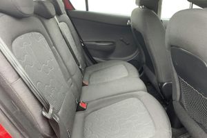 Hyundai i20 bild 8