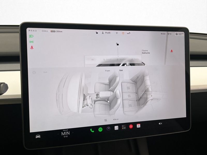 Tesla Model Y bild 30