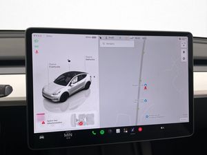 Tesla Model Y bild 24