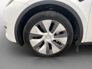 Tesla Model Y bild 31