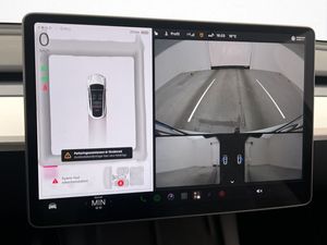 Tesla Model Y bild 23