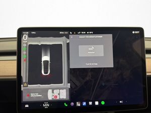 Tesla Model Y bild 24