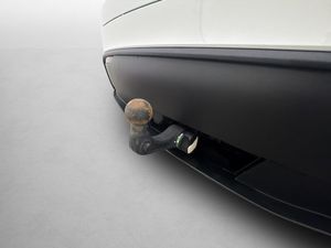 Tesla Model Y bild 11