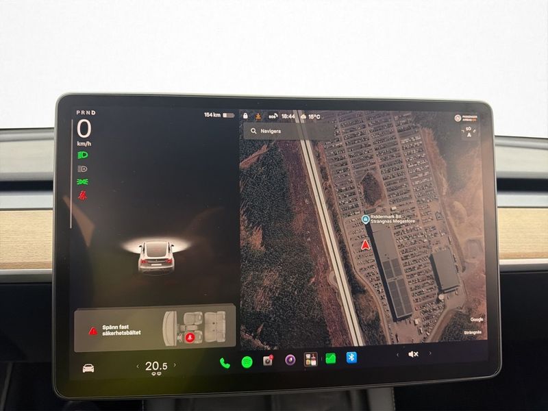Tesla Model Y bild 25