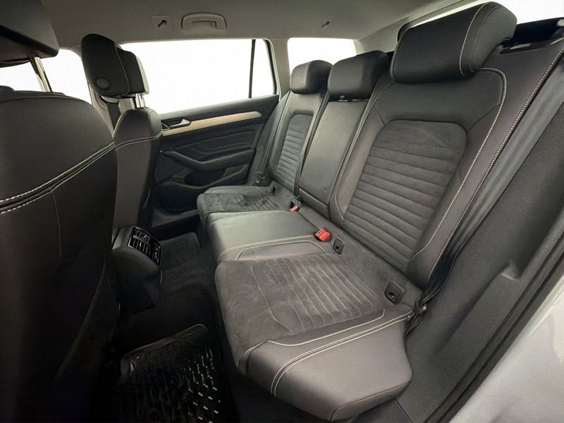 Volkswagen Passat bild 13