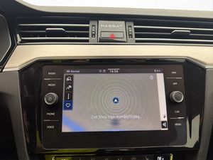 Volkswagen Passat bild 23