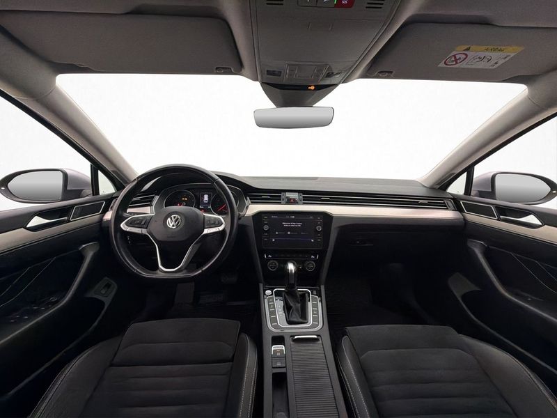 Volkswagen Passat bild 14