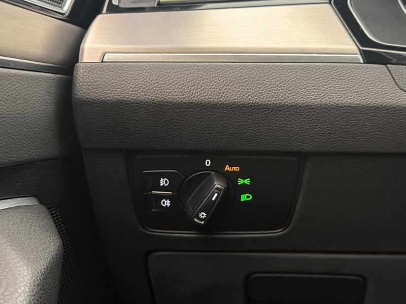 Volkswagen Passat bild 15