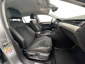 Volkswagen Passat bild 12