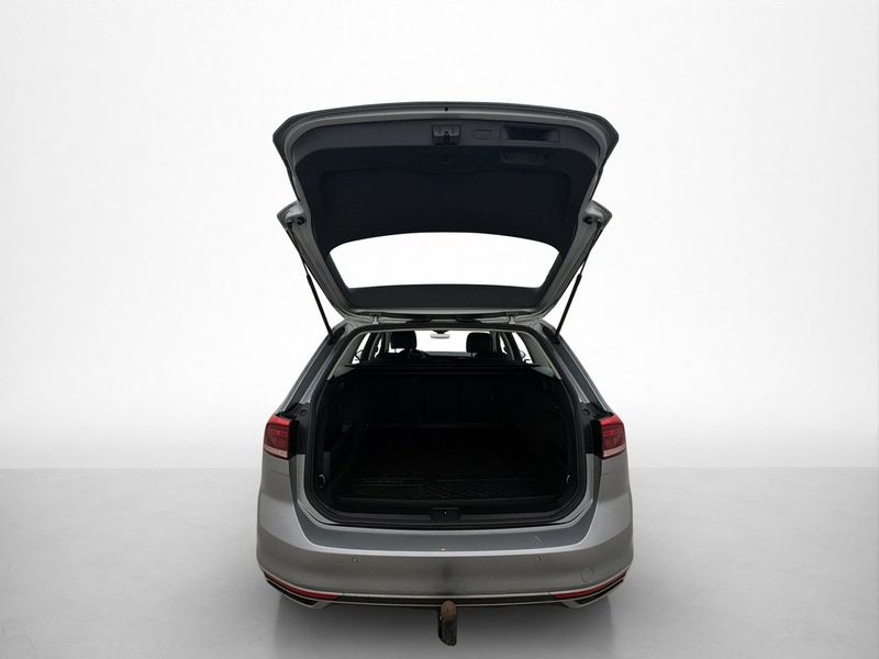 Volkswagen Passat bild 9