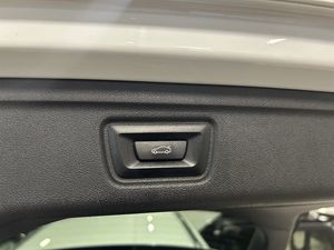 BMW 330 bild 19
