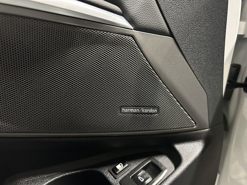 BMW 330 bild 15