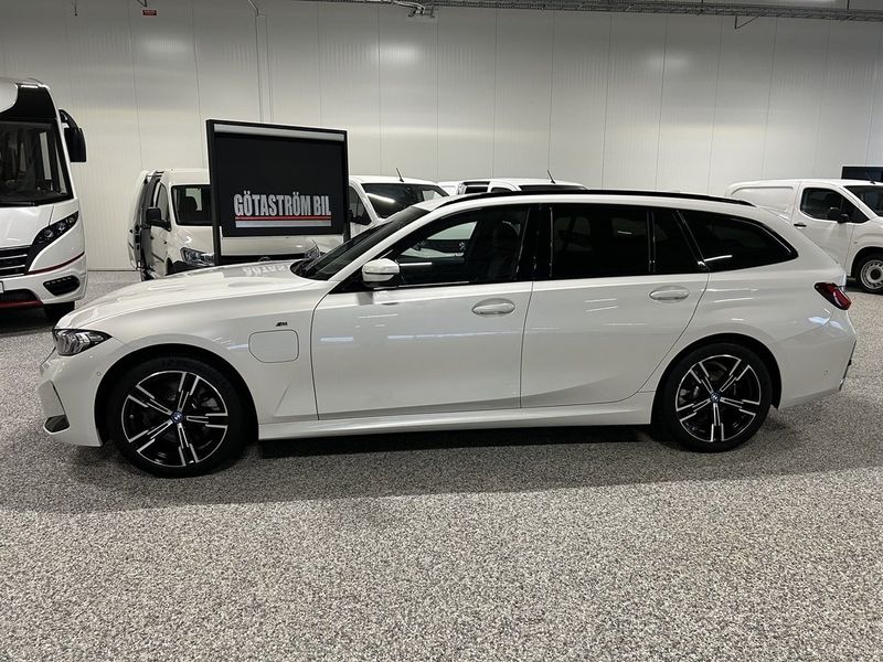 BMW 330 bild 9