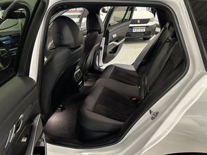 BMW 330 bild 16