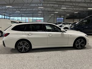BMW 330 bild 7