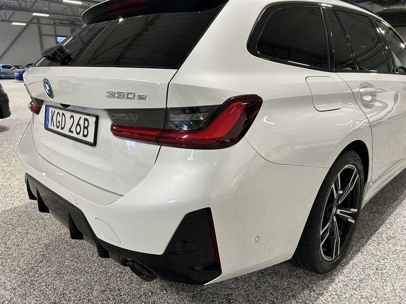 BMW 330 bild 8