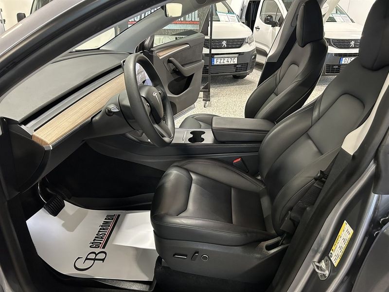 Tesla Model Y bild 12