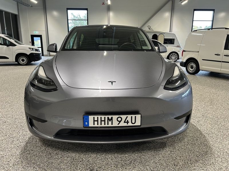 Tesla Model Y bild 11