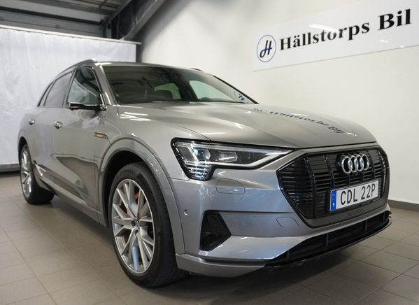 Audi e-tron 55 quattro/AUTO/GLASTAK/DRAG/KAMERA/SOH91% - 2020