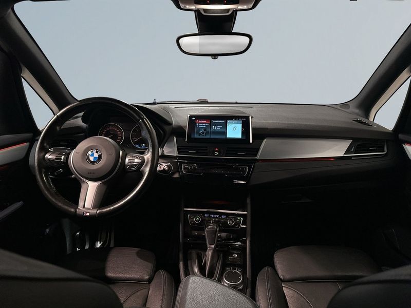 BMW 225 bild 8