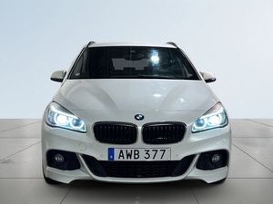 BMW 225 bild 2