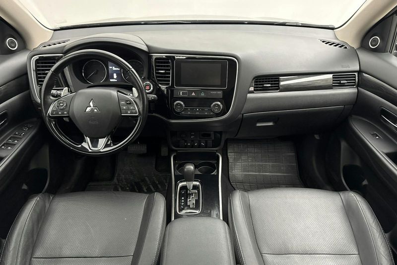 Mitsubishi Outlander bild 6