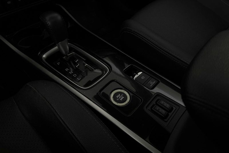 Mitsubishi Outlander bild 14