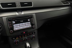 Volkswagen Passat bild 11