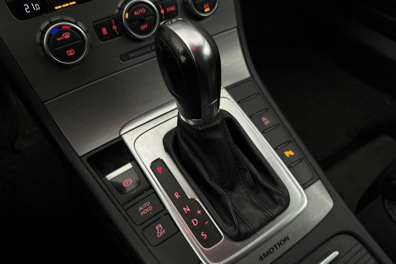 Volkswagen Passat bild 13