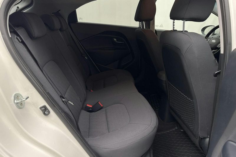 Kia Rio bild 8