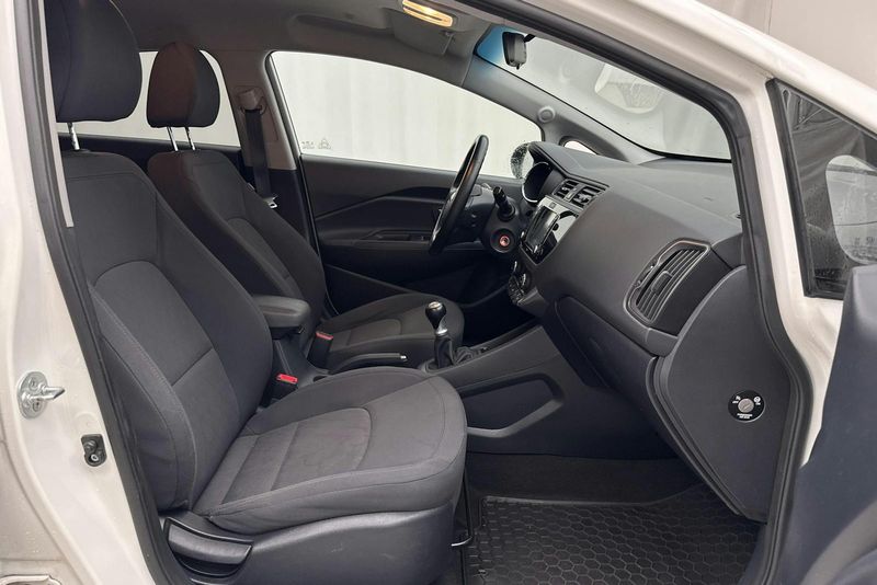 Kia Rio bild 7